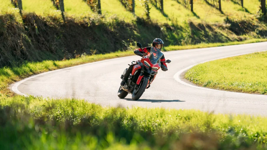 Multistrada V2 S görsel 2