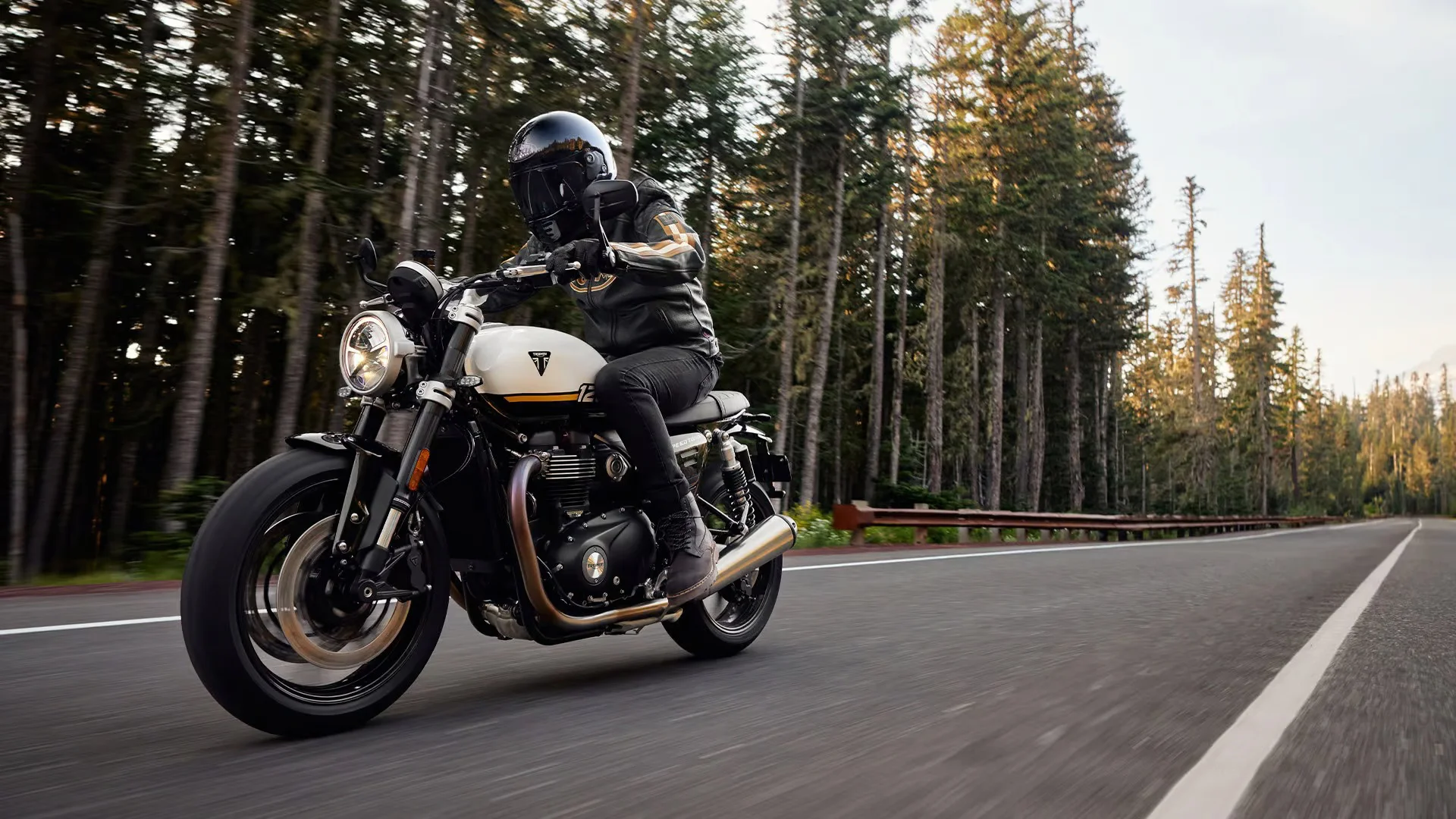 BONNEVILLE SPEED TWIN 1200